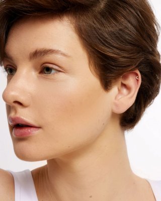 AjjourWorld Vee Stud Earring