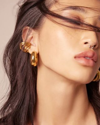 AjjourWorld Diana Ear Cuff