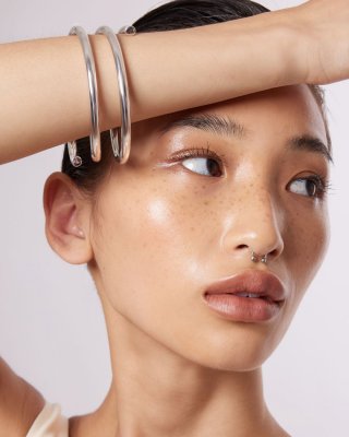 AjjourWorld Large Coil Bangle
