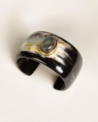 Gaia I Mini Cuff in Black Horn